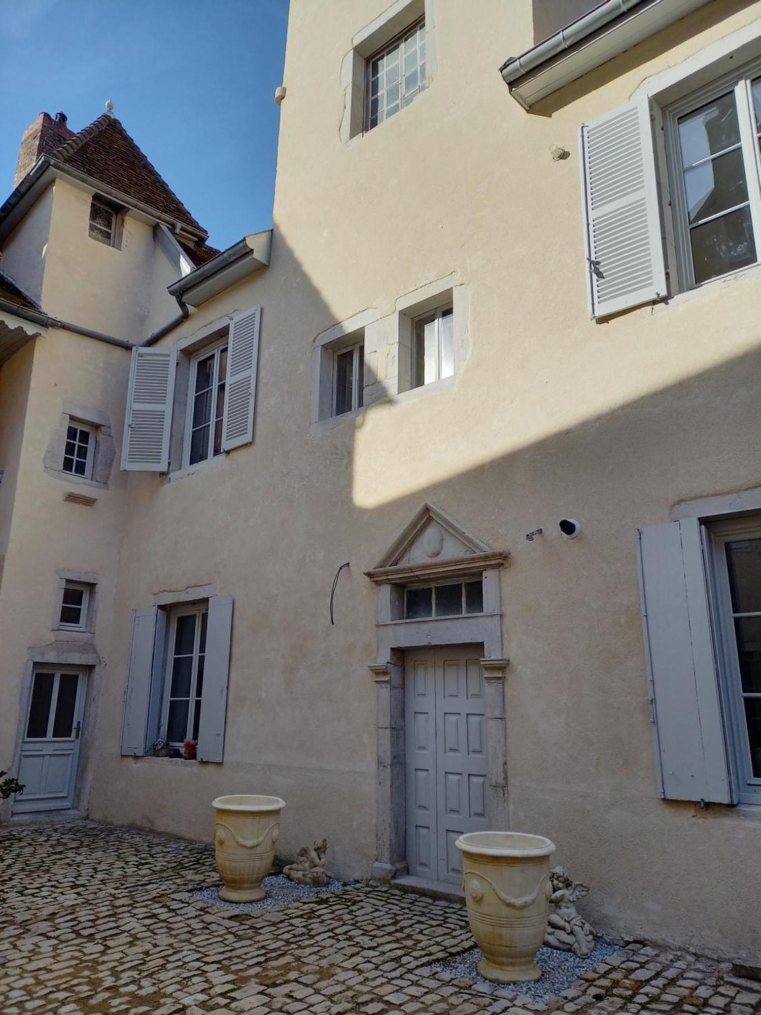 Les Meubles Du Colombier Apartman Lons-le-Saunier Kültér fotó